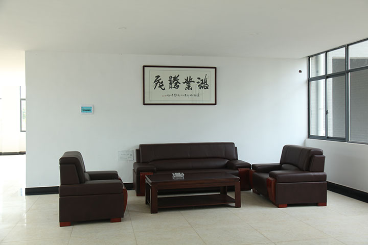 樓內